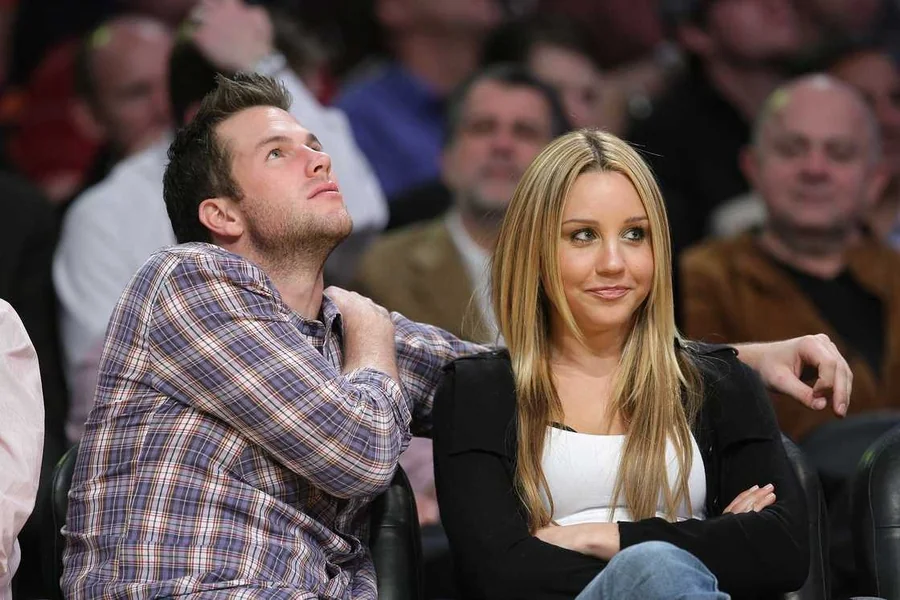 Amanda Bynes & Seth MacFarlane – Surprising Celebrity Couples of Yore