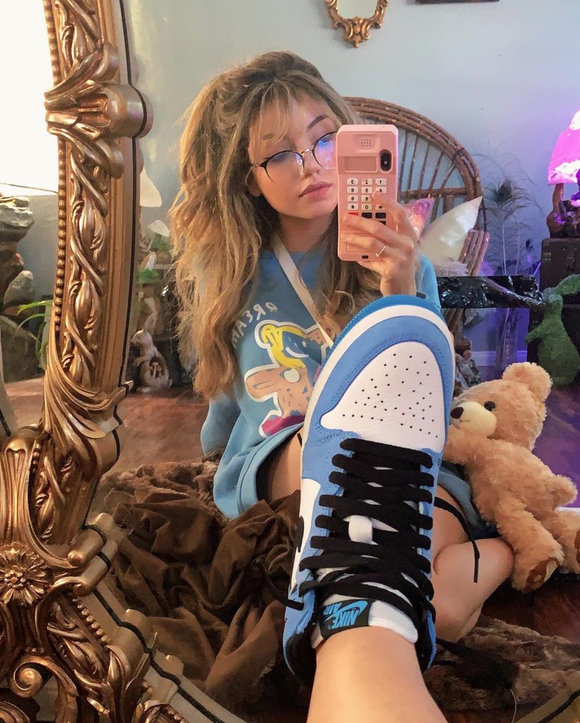 Bonnierabbit Age, Story & Why Her Twitch Community Feels Like Home