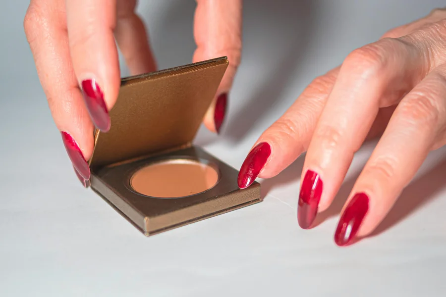 French Tip Nails Are The Classy Look Everyone Wants