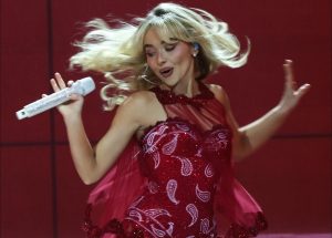 Sabrina Carpenter Height All you need to know about Sabrina Carpenter Height and Weight