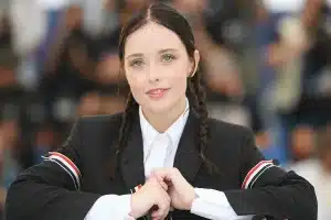 Suzanna Son Pictures Photos & Images A Complete Visual Guide