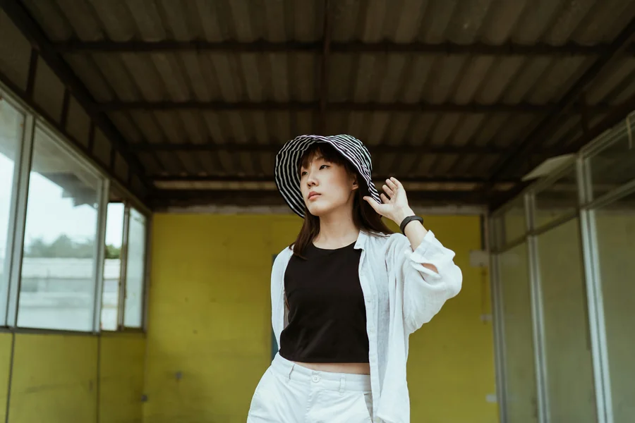 monochrome outfits