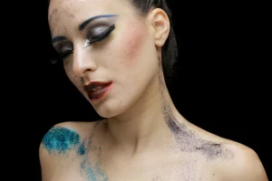 Glitter Makeup Guide For Bold Sparkle Everyday And Event Looks