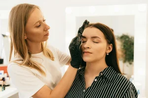Shaping Brows Guide For Perfect Natural Looking Arches