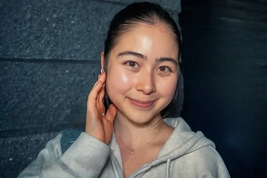 Sofi Manassyan Age