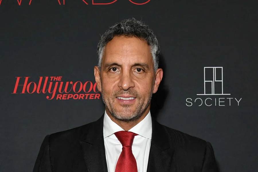 mauricio umansky net worth