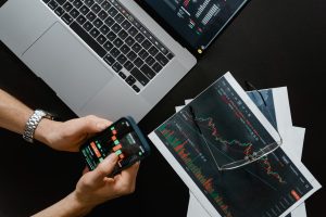 Broker MetaTrader 5: How to Choose the Right Broker for MT5 Trading