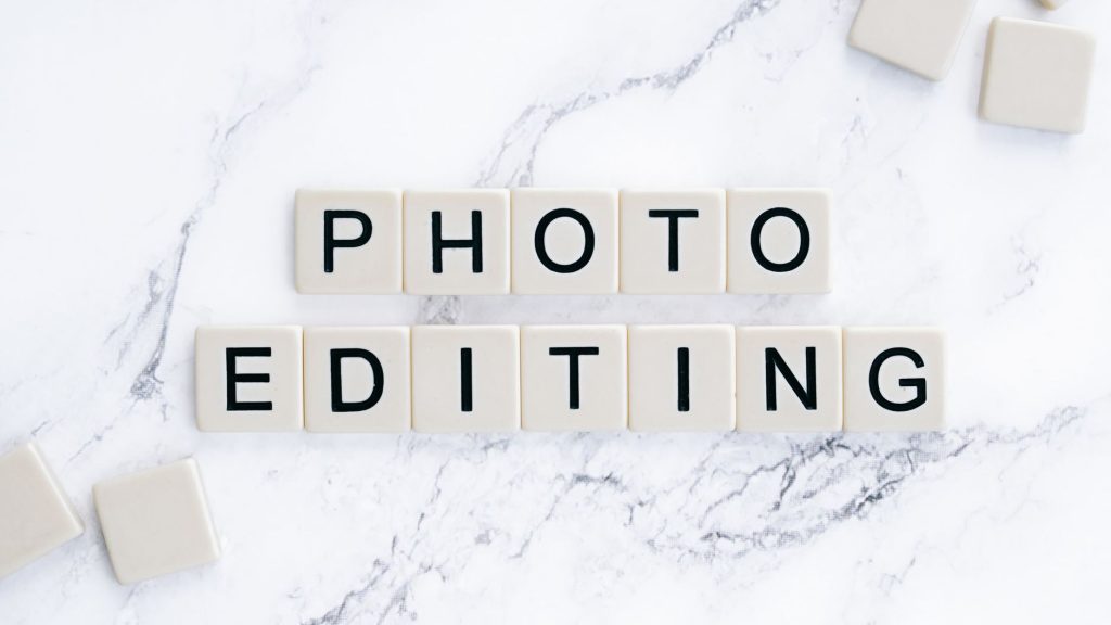 The Invisible Editing Trick Behind Every Perfect Online Outfit Photo