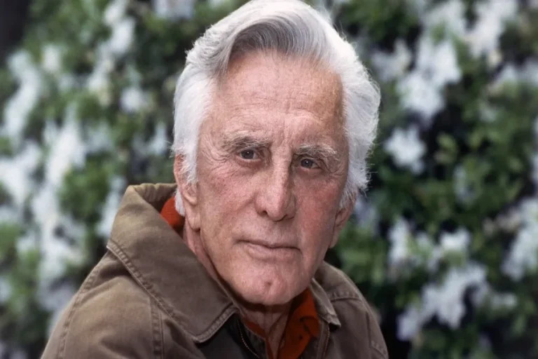 Kirk Douglas: The Intense Life, Deep Regrets, and Radical Defiance of Hollywood’s Toughest Leading Man 