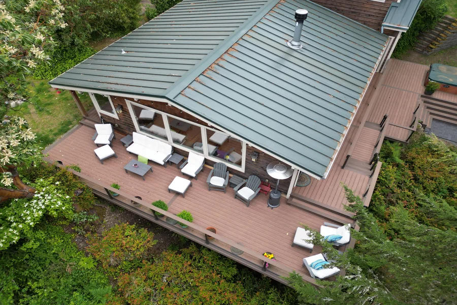 Western Red Cedar Grades Explained: Clear, Knotty, or STK for a Tacoma Deck?