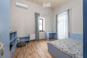 The Perfect Christmas Gift: Why a Montessori House Bed Can Make a Child’s Room Feel Magical
